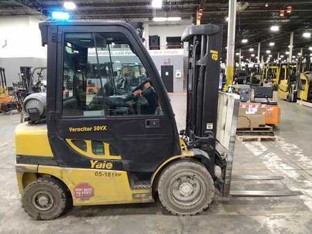 Propane Forklifts 2019  Yale GLP050 (1)