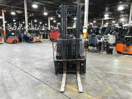 Stackers stand-on 2018  Linde E18S (5)