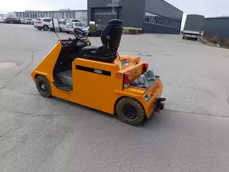 Chariots tracteurs 2017  Volk EFZ 20 K (2)