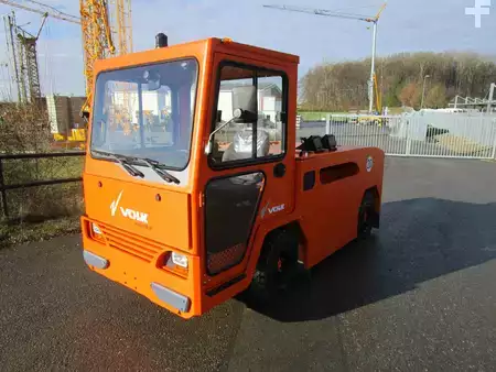 Tahač 2016  Volk EFZ 60 N (1)