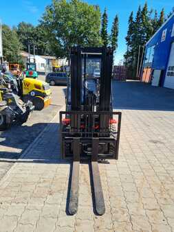 Dieselový VZV 2021 HC (Hangcha) CPCD25 (2)