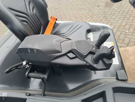 Elektro čtyřkolový VZV 2024 Mitsubishi FB30AN (3)