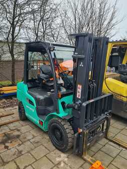 Dieselový VZV 2023 Mitsubishi FD25N3 (1)