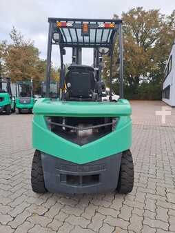 Dieseltrukki 2023 Mitsubishi FD30N3 (4)