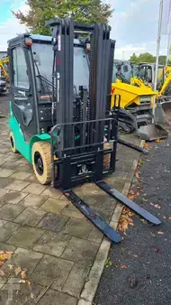 Elektro 4 Rad 2025  Mitsubishi L'M ECB25Q (3)