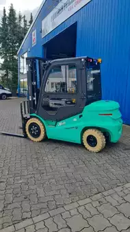 Elektro 4 Rad 2025  Mitsubishi L'M ECB35Q (1)