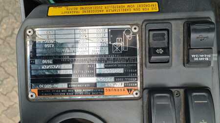 Dieselový VZV 2021  Mitsubishi FD50CNT (4)