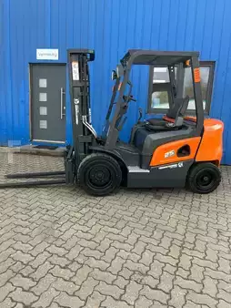 Diesel heftrucks 2020  Doosan D25NXP (3)