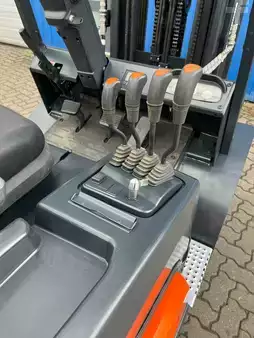 Diesel heftrucks 2020  Doosan D25NXP (5)