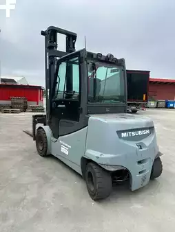 Elektro 4 Rad 2017  Mitsubishi FB50 S2 (7)