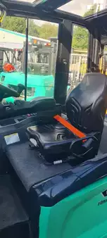 Carrelli elettrici 4 ruote 2019  Mitsubishi FB30N (5)
