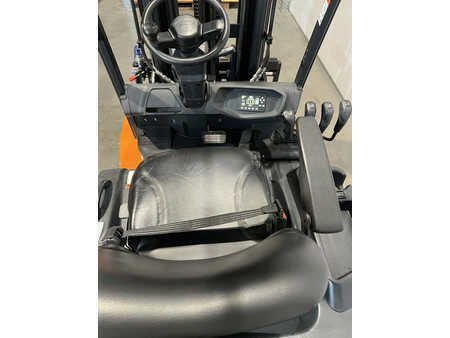 Elektro čtyřkolový VZV 2021  Doosan B34NS (8)