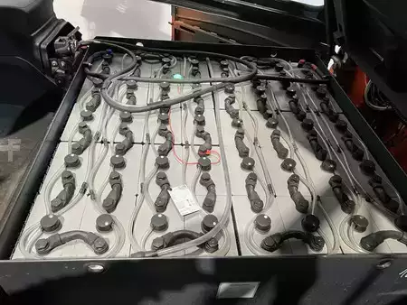 4-wiel elektrische heftrucks 2023  Linde E50HL-01 (8)
