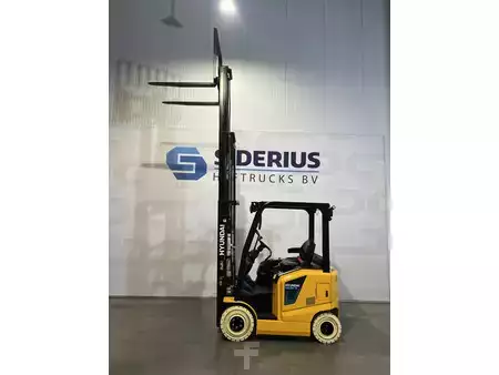Electric - 4 wheels 2026  Hyundai 16BE-X (3)