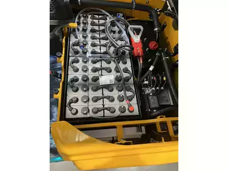 Elektryczne 4-kołowe 2026  Hyundai 20BE-X (8)