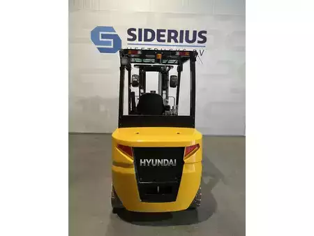 Sähkö - 4 pyör 2026  Hyundai 35BE-X (4)