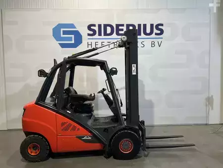 Diesel heftrucks 2015  Linde H30D-02 (1)