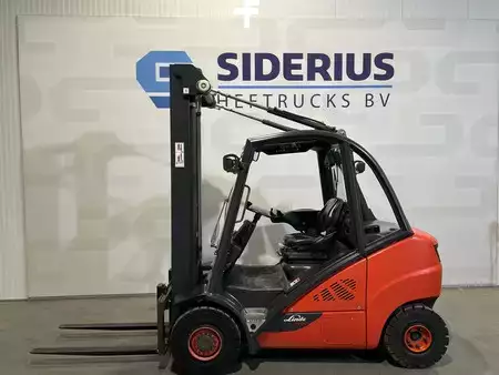 Diesel heftrucks 2015  Linde H30D-02 (2)