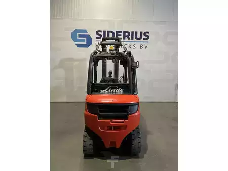 Diesel heftrucks 2015  Linde H30D-02 (4)