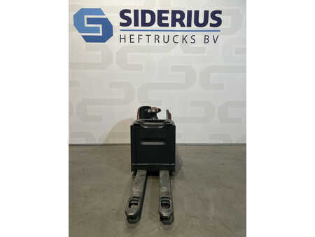 Ruční paletový vozík 2008  Linde T20SP (4)