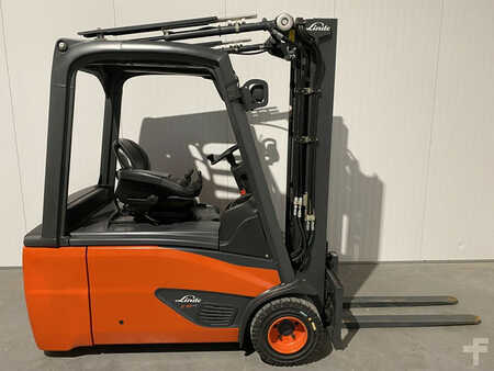 Elektro čtyřkolový VZV 2016  Linde E18L-02 (1)