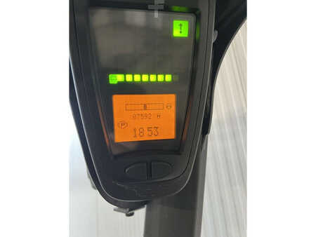 Elektro čtyřkolový VZV 2016  Linde E18L-02 (8)