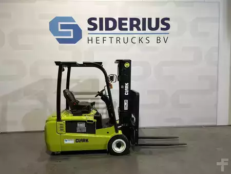 Carrelli elettrici 4 ruote 2019  Clark GTX20S (1)