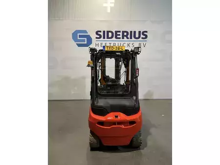 4-wiel elektrische heftrucks 2015  Linde E30-01 (5)