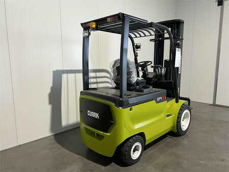 Electric - 4 wheels 2023  Clark EPX30i (3)