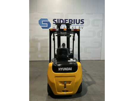 El Truck - 4-hjul 2022  ACTIE - HYUNDAI 30B-7A (13)