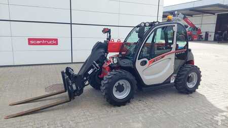 rotor 2022  Manitou MT420H COMFORT ST5 (1)