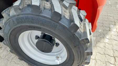 rotor 2022  Manitou MT420H COMFORT ST5 (7)