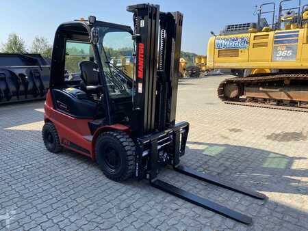 Carrelli elevatori diesel 2023  Manitou MI25D K ST5 (5)