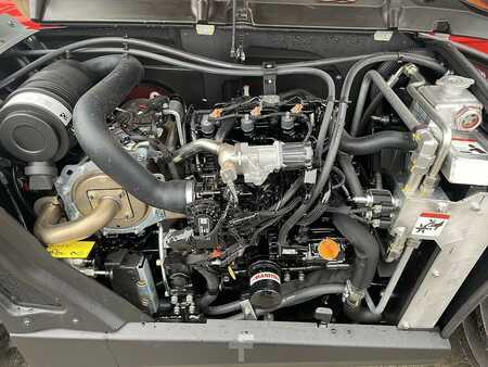 Teleskoptruck rundsving 2024  Manitou ULM412H COMFORT ST5 (8)