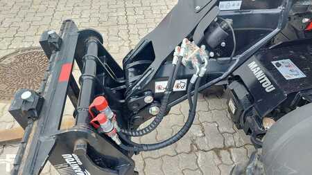rotor 2024  Manitou ULM415H COMFORT ST5 (8)