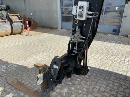 Empilhador telescópico giratório  2018  Manitou MRT3255P+ ST4 (7)