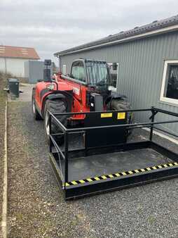 Chariot télescopique rotatif 2018  Manitou MT932 EASY COMFORT (1)