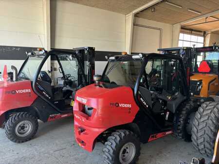 Dieselstapler 2020  Manitou MC25-4 BUGGIE (3)