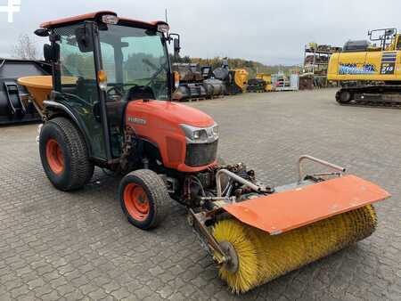 Kubota ST371