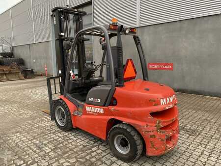 Carrelli elevatori diesel 2012  Manitou MI35D (2)