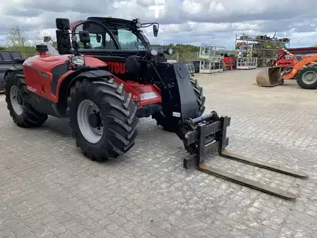 Teleskoptruck rundsving 2020  Manitou MLT940-140V+ ELITE (5)