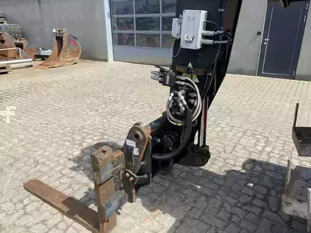 Sollevatori telescopici rotativi 2015  Manitou MRT3255P+ ST4 (9)