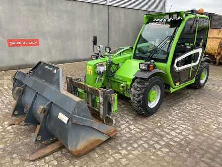 Sollevatori telescopici rotativi 2021  Merlo P27.6 PLUS (1)