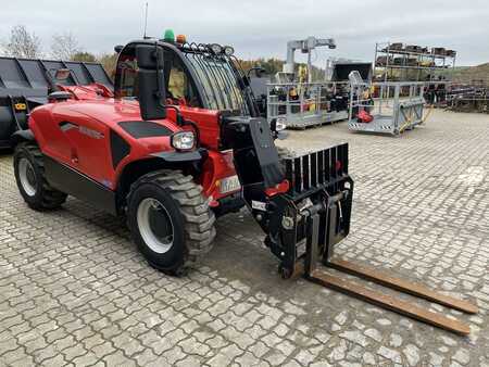 Ładowarka teleskopowa rotacyjna 2023  Manitou MT625 COMFORT (5)