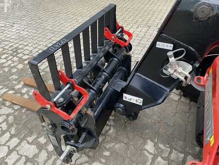 Ładowarka teleskopowa rotacyjna 2023  Manitou MT625 COMFORT (9)