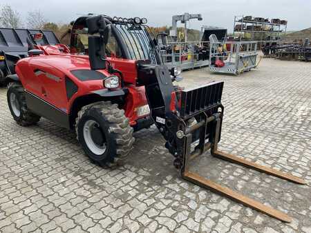 Ładowarka teleskopowa rotacyjna 2023  Manitou MT625 COMFORT (5)