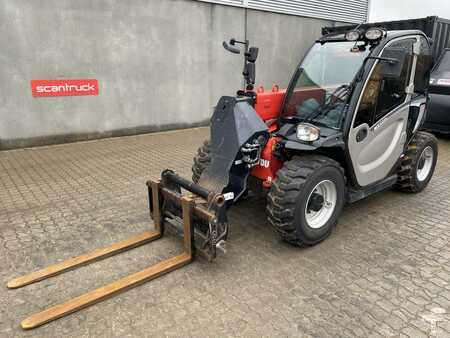 Empilhador telescópico giratório  2017  Manitou MT420H Comfort (1)