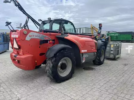 Empilhador telescópico giratório  2014  Manitou MT1440A ST3B (5)