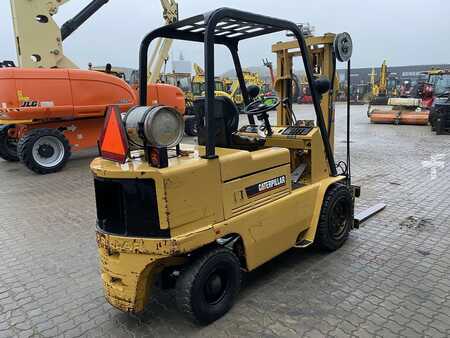 Carretilla elevadora diésel - CAT Lift Trucks VC60C (4)