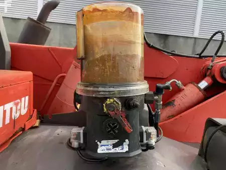 Teleskopstapler-Rotor 2012  Manitou MLT845-120 (9)